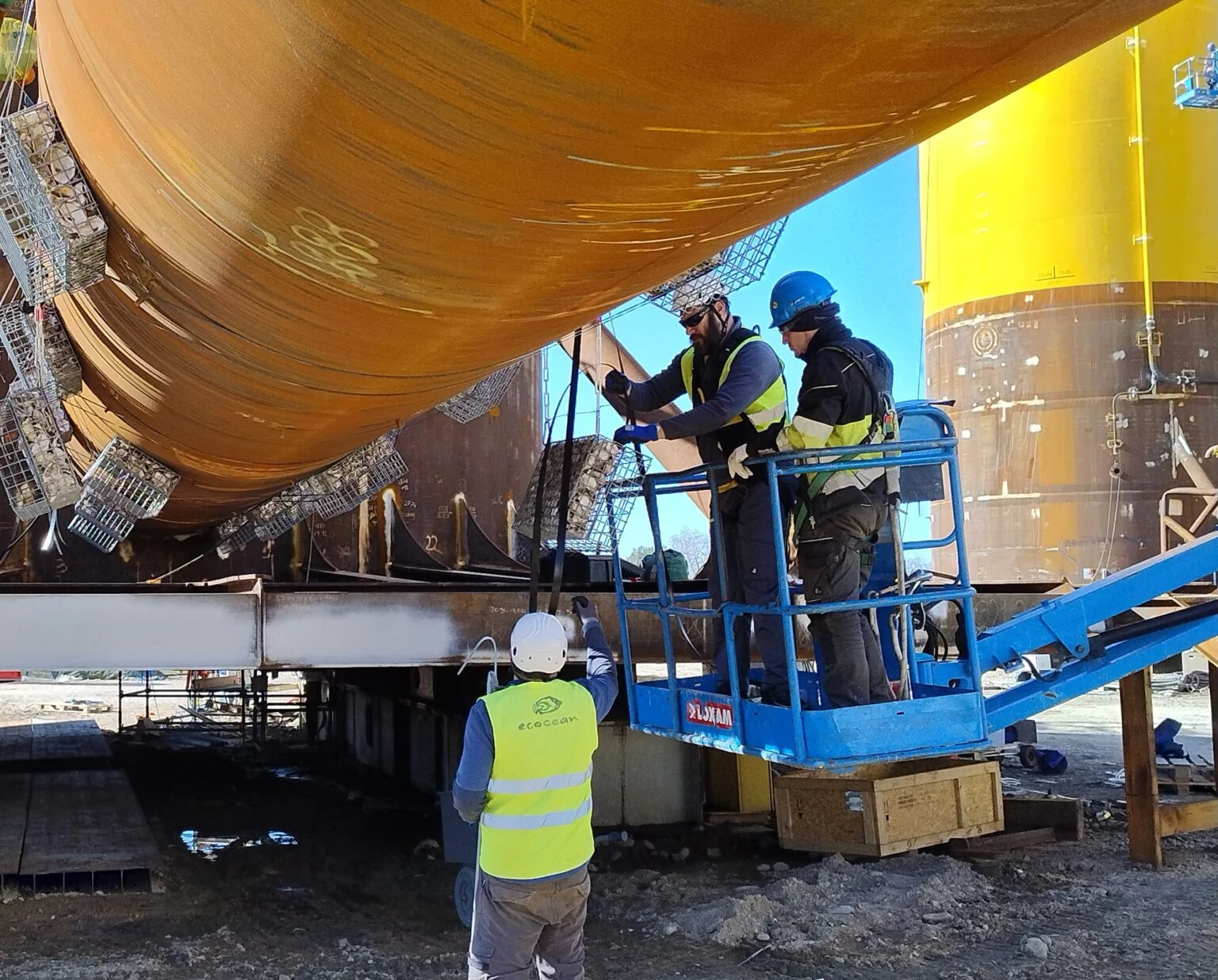 Ocean Winds celebrates the installation of Biohuts© at its EFGL project, becoming the world’s first nature-inclusive floating offshore wind farm